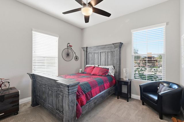 10702 E Lumiere Avenue, Mesa, AZ 85212