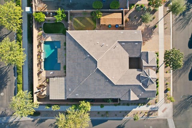 10702 E Lumiere Avenue, Mesa, AZ 85212