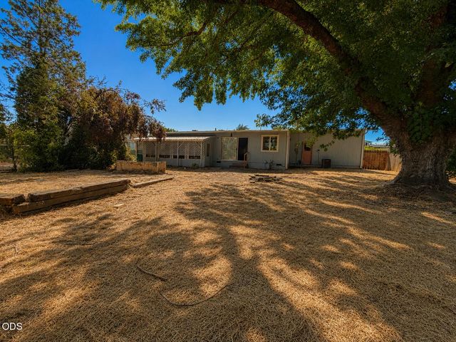 1517 Oleander Street, Medford, OR 97504