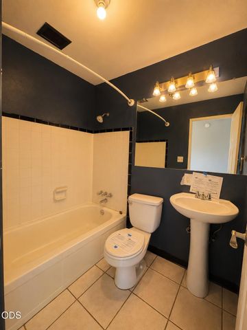 1517 Oleander Street, Medford, OR 97504