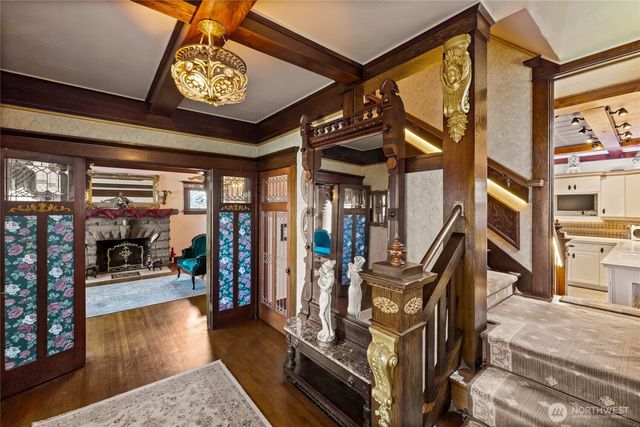 720 N Sheridan Avenue, Tacoma, WA 98403