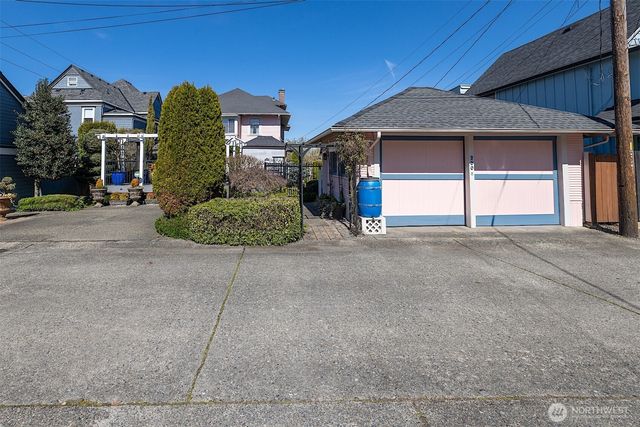 720 N Sheridan Avenue, Tacoma, WA 98403