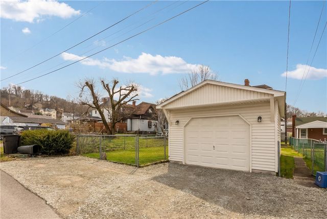 125 Richland Ave, Canonsburg, PA 15317