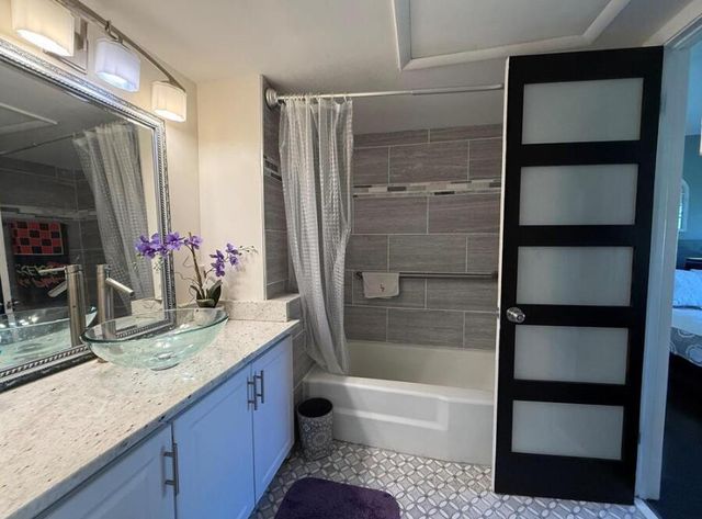 1950 N Andrews Avenue 103d, Wilton Manors, FL 33311