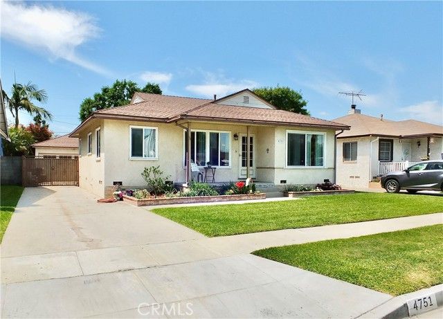 4751 N Bellflower Boulevard, Long Beach, CA 90808