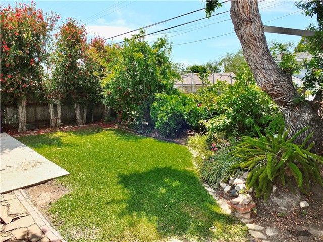4751 N Bellflower Boulevard, Long Beach, CA 90808