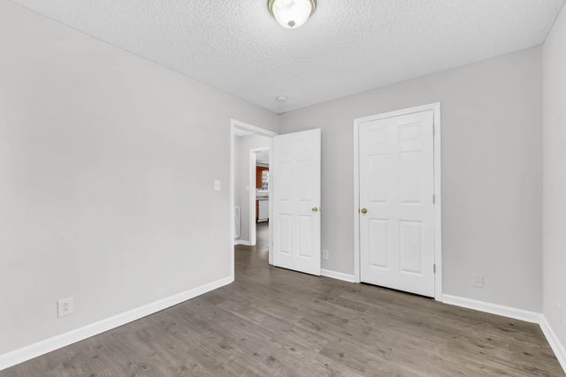 356 Donna Dr, Clarksville, TN 37042