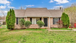 356 Donna Dr, Clarksville, TN 37042