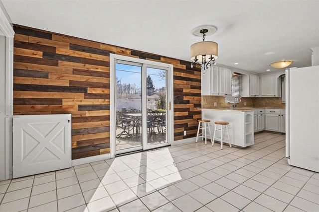 244 Downey Drive, Benton Harbor, MI 49022