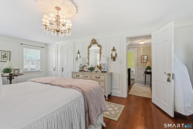 42 Newport Avenue, West Hartford, CT 06107