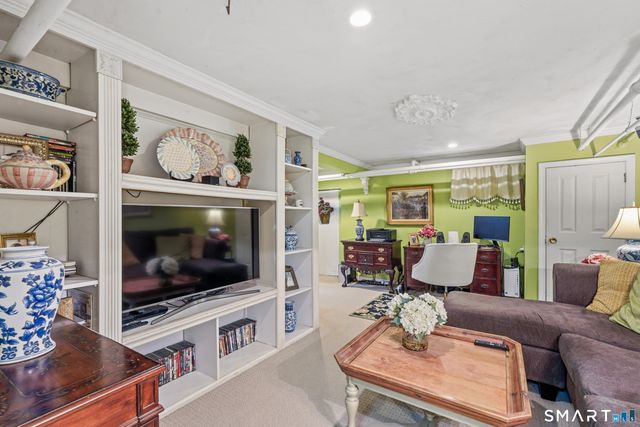 42 Newport Avenue, West Hartford, CT 06107