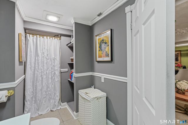 42 Newport Avenue, West Hartford, CT 06107
