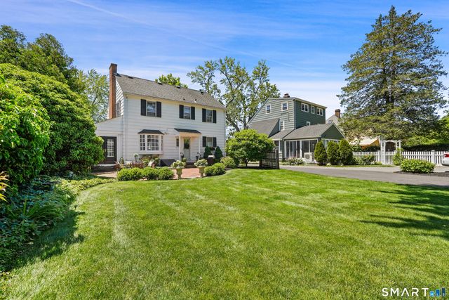 42 Newport Avenue, West Hartford, CT 06107