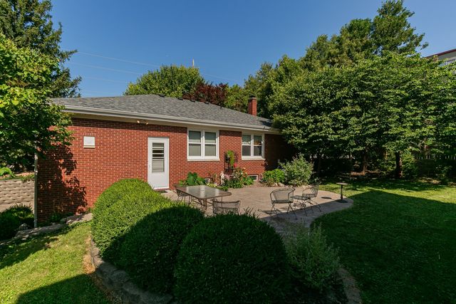2625 24th Street, Rock Island, IL 61201