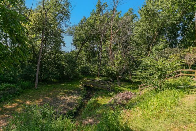 2625 24th Street, Rock Island, IL 61201