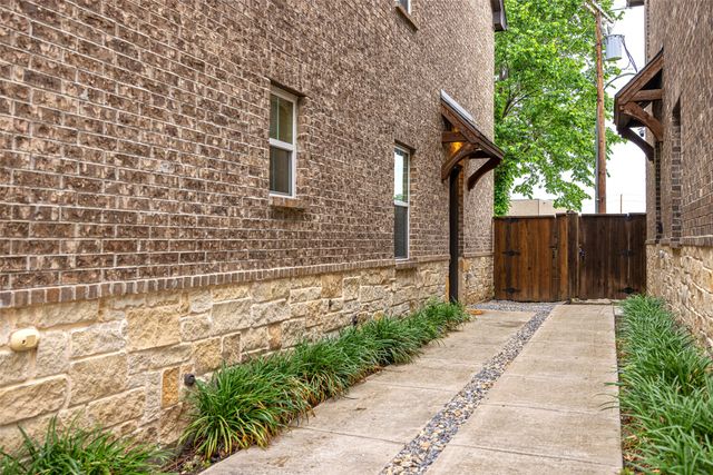 2413 Ash Lane, Sachse, TX 75048