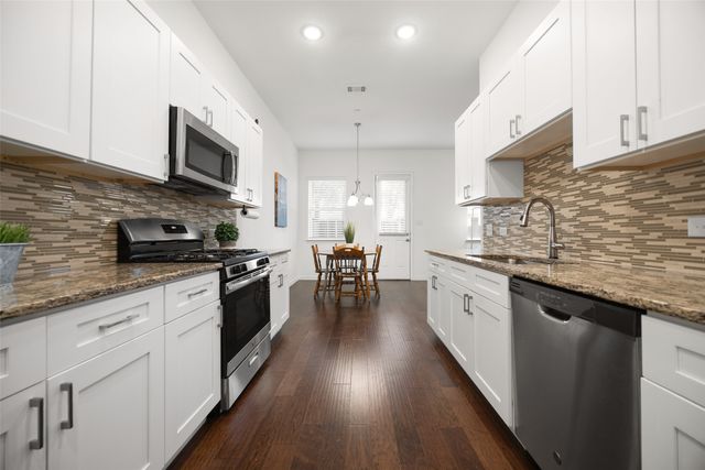 2413 Ash Lane, Sachse, TX 75048