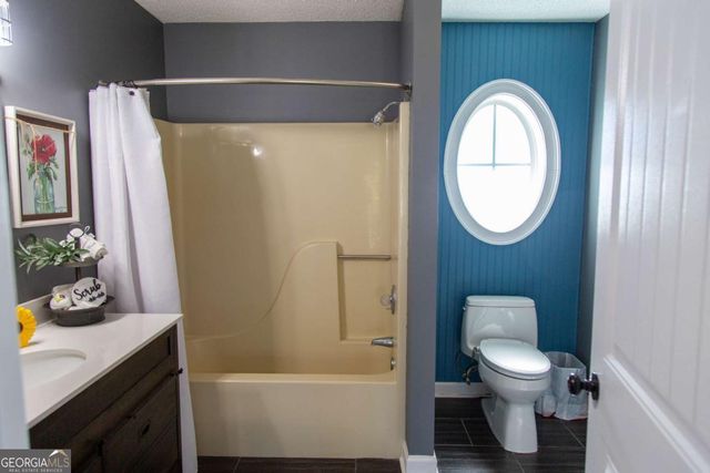 2612 Buck Head Road, Baxley, GA 31513