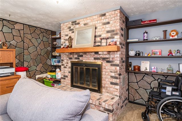 1021 Cottage Court Drive, Fairborn, OH 45324