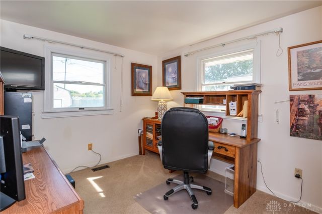 1021 Cottage Court Drive, Fairborn, OH 45324