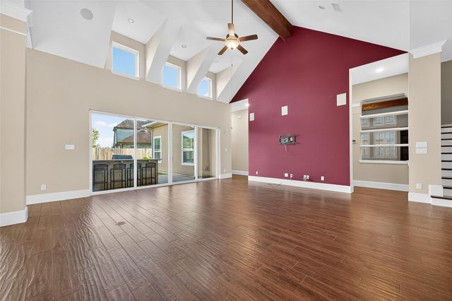 715 Suncatcher Circle, Richmond, TX 77406