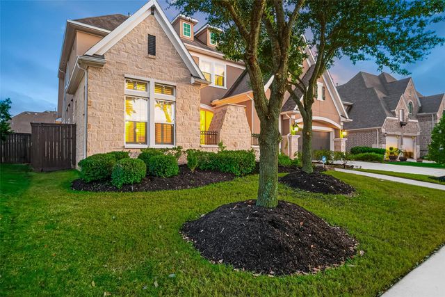 715 Suncatcher Circle, Richmond, TX 77406