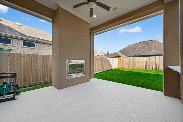 715 Suncatcher Circle, Richmond, TX 77406