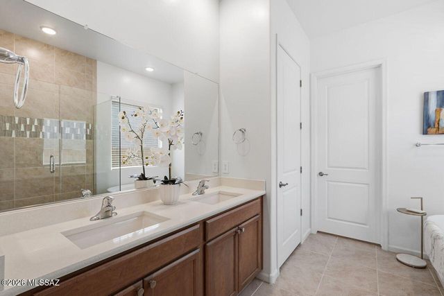 7504 W Janusia Lane, Marana, AZ 85658