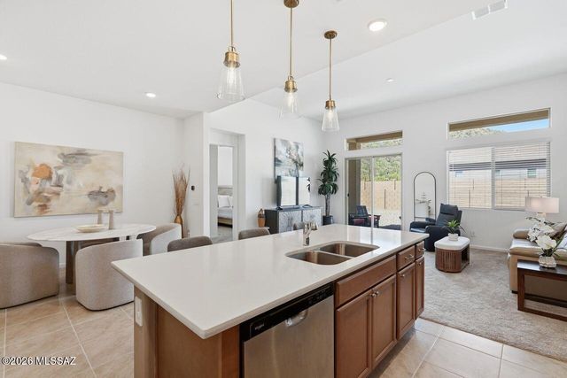 7504 W Janusia Lane, Marana, AZ 85658