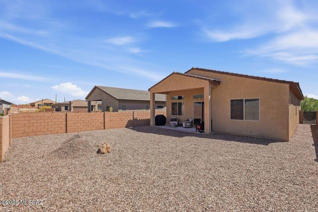 7504 W Janusia Lane, Marana, AZ 85658