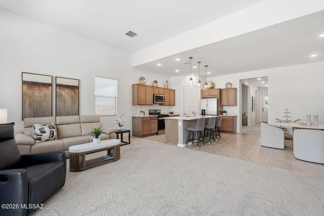 7504 W Janusia Lane, Marana, AZ 85658