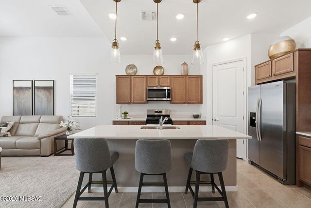 7504 W Janusia Lane, Marana, AZ 85658