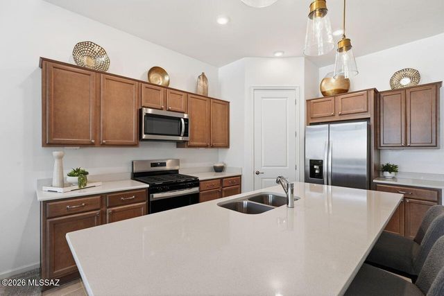 7504 W Janusia Lane, Marana, AZ 85658