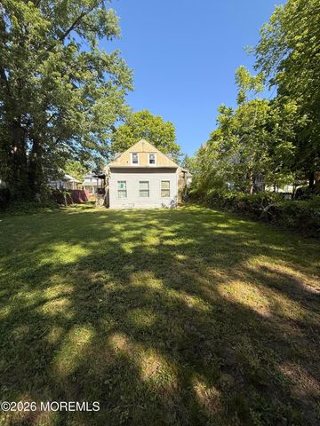 104 Union Avenue, Stratford, NJ 08084