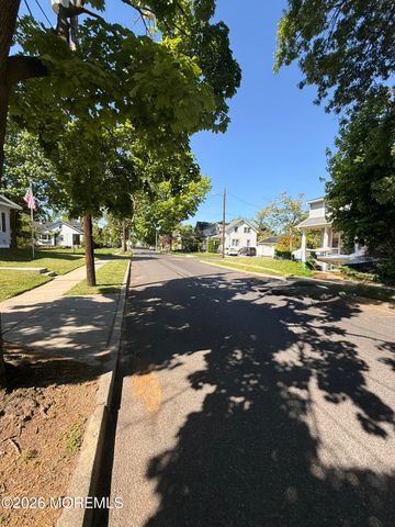 104 Union Avenue, Stratford, NJ 08084