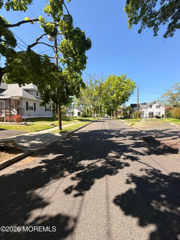 104 Union Avenue, Stratford, NJ 08084