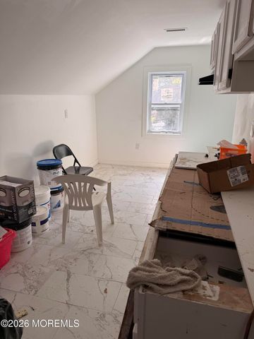 104 Union Avenue, Stratford, NJ 08084