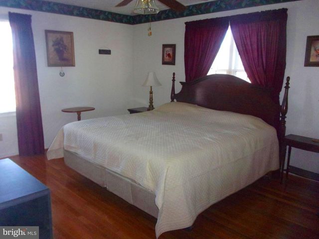 1545 FUNDERBURG ST, Keyser, WV 26726