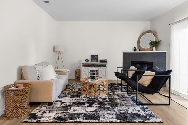 1331 NE 4th Street, Redmond, OR 97756