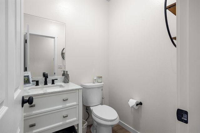 1331 NE 4th Street, Redmond, OR 97756