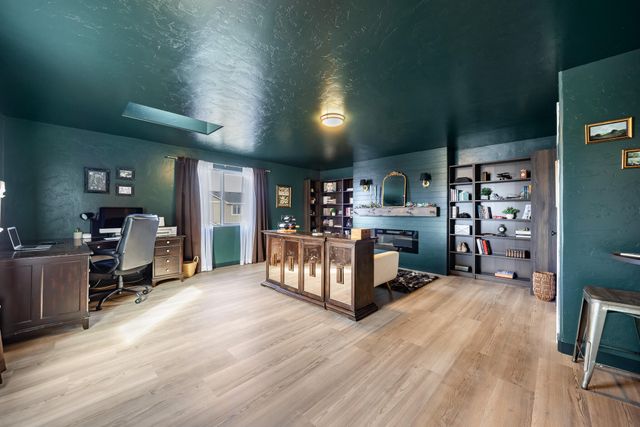 1331 NE 4th Street, Redmond, OR 97756