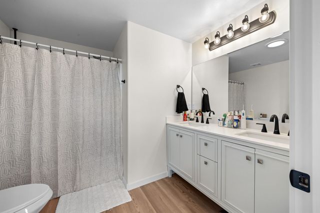 1331 NE 4th Street, Redmond, OR 97756