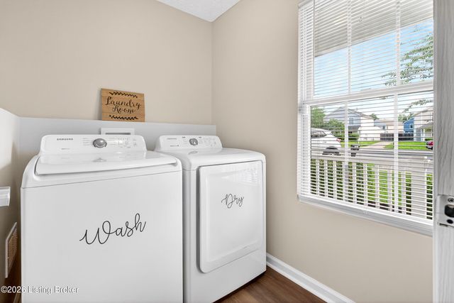 6314 Maravian Dr, Louisville, KY 40258