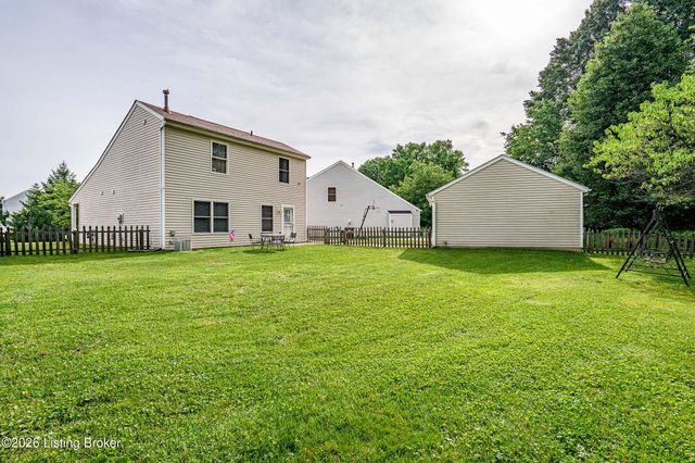 6314 Maravian Dr, Louisville, KY 40258