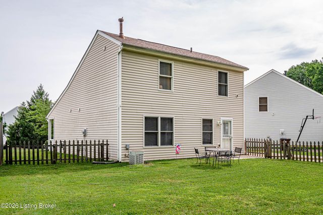 6314 Maravian Dr, Louisville, KY 40258