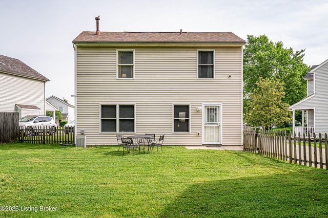 6314 Maravian Dr, Louisville, KY 40258