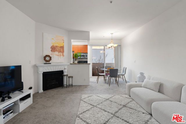 620 S Gramercy Place 229, Los Angeles, CA 90005