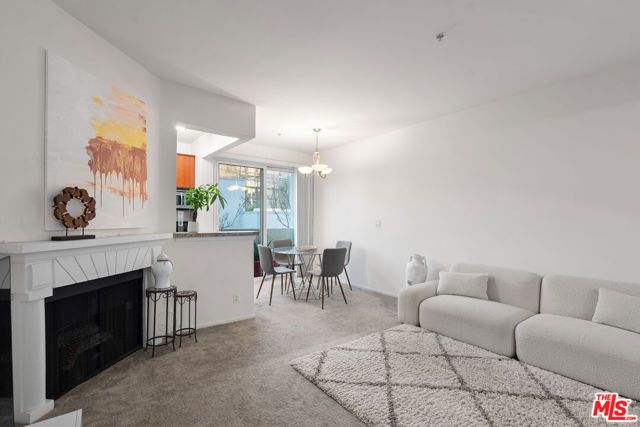 620 S Gramercy Place 229, Los Angeles, CA 90005