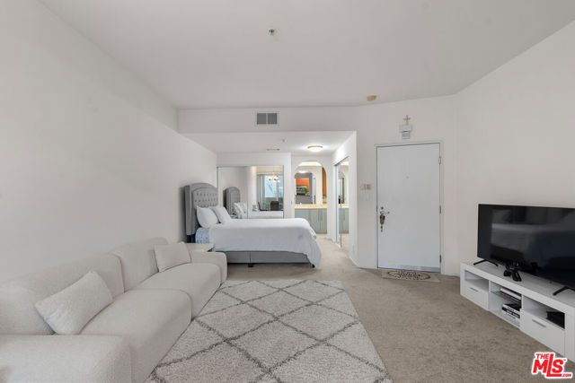 620 S Gramercy Place 229, Los Angeles, CA 90005