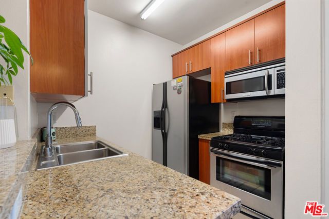 620 S Gramercy Place 229, Los Angeles, CA 90005